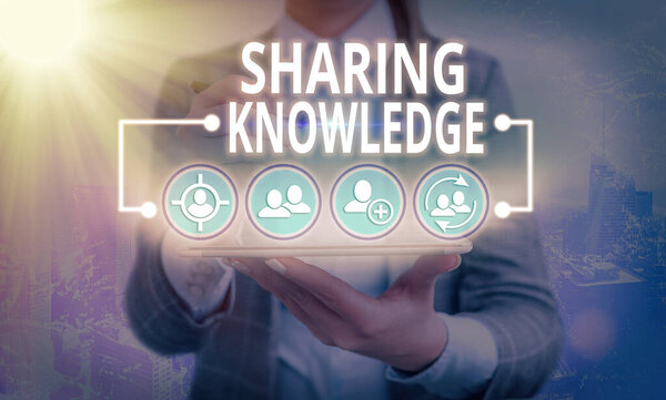 Текст для написания слов Обмен знаниями. Бизнес-концепция деятельности, посредством которой происходит обмен мудростью между
.