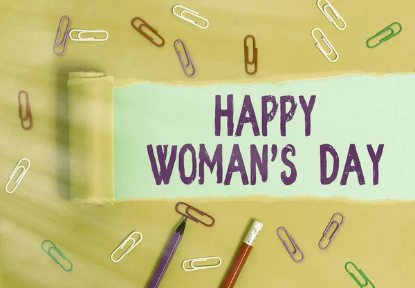 Palavra escrita texto Happy Woman S Day. Conceito de negócio para comemorar a essência de cada senhora ao redor do mundo . — Fotografia de Stock