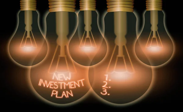 Tekst schrijven Nieuw Investeringsplan. Bedrijfsconcept voor financiële doelen en doelstellingen met uw financiële middelen. — Stockfoto