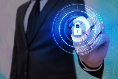 Sanal ekrandaki en son dijital teknoloji koruma veri asma kilidi güvenliğinin grafikleri. Güvenliğe Kilitli İş Adamı.