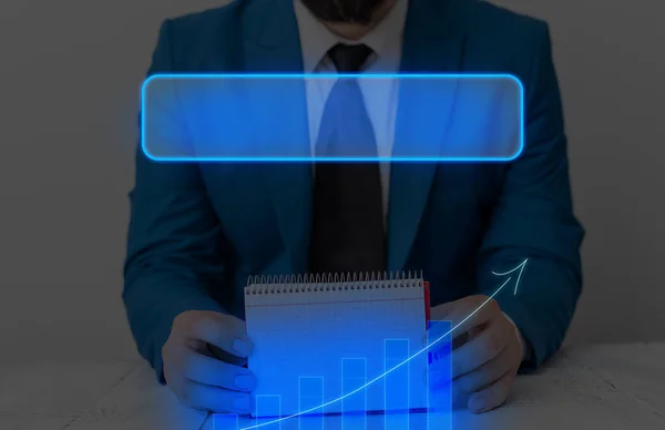 Man Smartphone Illustration Ascending Trends Performance Bar Graph Erhöhung der jährlichen Gewinne. Aufwärtstrend bei der Eskalation des Wachstums: Bericht über den Stand der Finanzaktien. — Stockfoto