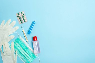 Koruyucu Bariyer Enfeksiyonunu Önlemek İçin Birincil Tıbbi Teçhizat. Sağlık Koruma ve Etkili Dokunulmazlık Konsepti