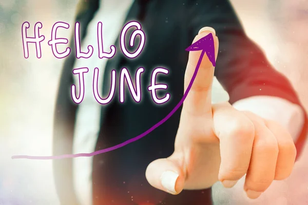 Escribiendo nota que muestra Hello June. Foto de negocios mostrando un nuevo mes para planificar sus actividades de diversión y aventuras Curva de punta de flecha digital que denota el concepto de desarrollo del crecimiento . — Foto de Stock