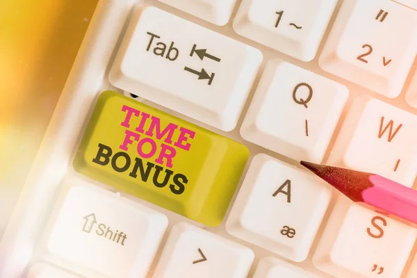 단어는 Time For Bonus 를 뜻 한다. 제한 된 독점 제공, 추가 할인, 미친 거래를 위한 사업 컨셉. — 스톡 사진