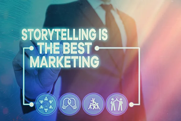 Escribir una nota que muestre que Storytelling es el mejor marketing. Exhibición de fotos de negocios Empresas enfoque de marketing eficaz . —  Fotos de Stock