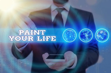 Kelime yazma metni Hayatınızı Boyayın. Futuristik ikonlar güneş sistemi hedeflerine ulaşmak için kontrolü ele almak ve geleceğinizi yaratmak için iş kavramı. Bu görüntünün elementleri NASA tarafından desteklenmektedir.