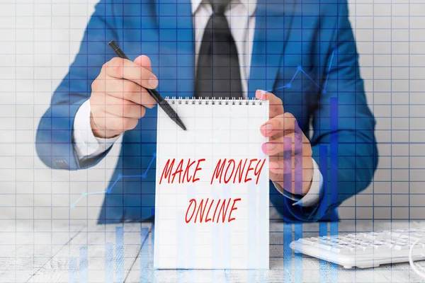 Schrijfbriefje met Make Money Online. Zakelijke foto showcasing Krijg betaald geld verdienen door middel van freelancing en web marketing Stijgende groei trends prestaties financieel grafiek rapport. — Stockfoto