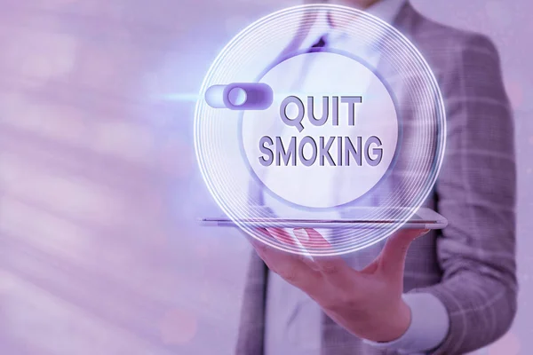 Text sign showing Quit Smoking. Conceptual photo the process of discontinuing or stopping tobacco smoking Graphics padlock for web data information security application system. — Stock Photo, Image