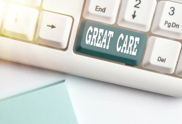 Konzeptuelle Handschrift Mit Unterschrift Geschaftstext Jede Art Von Klarem Schriftzug Fur Die Verwendung Auf Symbolen Weisse Pc Tastatur Mit Leerem Notizpapier Uber Weissem Kopierraum Stockfotografie Lizenzfreie Fotos C Artursz 387381184