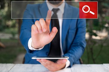 Web Arama Veri Bilgileri Fütüristik Teknoloji Bilgi Düz Element Simgesi. En Son Dijital Bilgisayarlaştırma Ağı Bağlantı İletişim İş Finansal Kavramı.