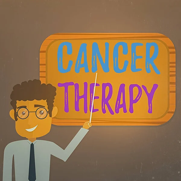 がん治療を示すテキスト記号。多くの場合、化学療法を受けた患者におけるがんの治療の概念的な写真男性立ち棒壁に向けてマウントされたブランクカラーボード. — ストック写真