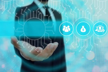 Web bağlantısıyla bilgisayarlara uzaktan erişim ve kontrol sağlandı. Sistem Yöneticisi Sorunları Düzeltmeye, Yazılım Kurulumuna, Veri Yapılandırma Aletleri Ayarlarına Yardım Eder.
