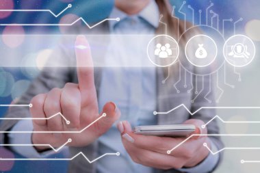 Web bağlantısıyla bilgisayarlara uzaktan erişim ve kontrol sağlandı. Sistem Yöneticisi Sorunları Düzeltmeye, Yazılım Kurulumuna, Veri Yapılandırma Aletleri Ayarlarına Yardım Eder.