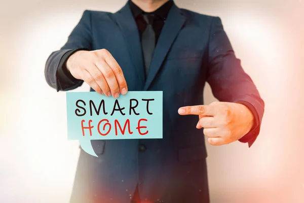 Manuscrito texto Smart Home. Conceito que significa casa equipada pode ser controlado remotamente por telefone ou computador Exibindo diferentes notas de cor adesivo mock-up para enfatizar o conteúdo . — Fotografia de Stock