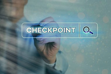 Kontrol Noktası 'nı gösteren not yazılıyor. Gezginlerin güvenlik kontrollerine tabi olduğu iş fotoğraflı girişi, İnternet arama dijital bilgi fütüristik teknoloji ağı bağlantısı.