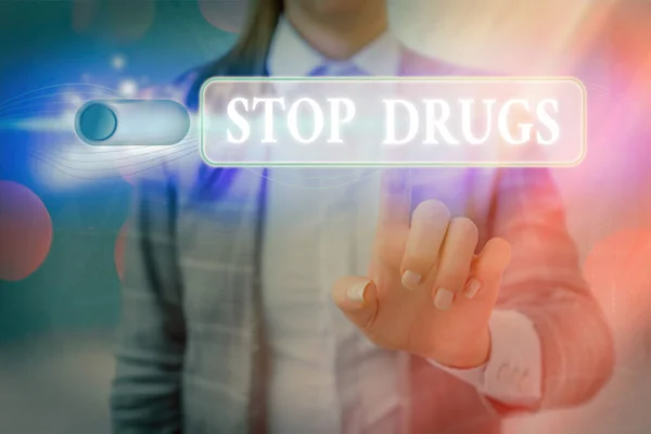 Texto de escritura de palabras Stop Drugs. Concepto empresarial para poner fin a la dependencia de sustancias como la heroína o la cocaína Candado gráfico para el sistema de aplicación de seguridad de la información de datos web . — Foto de Stock