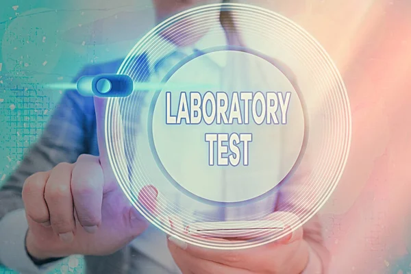 Test di laboratorio di scrittura di testi. Concetto aziendale per la determinazione di una diagnosi medica dalle sostanze testate Lucchetto grafico per il sistema di applicazione per la sicurezza delle informazioni sui dati web. — Foto Stock