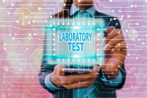 실험실 테스트를 보여 주는 문자 표지판. 시스템 관리자 제어, 장비 구성 도구 개념 테스트 물질로부터의 의학 진단의 개념 사진 종료. — 스톡 사진