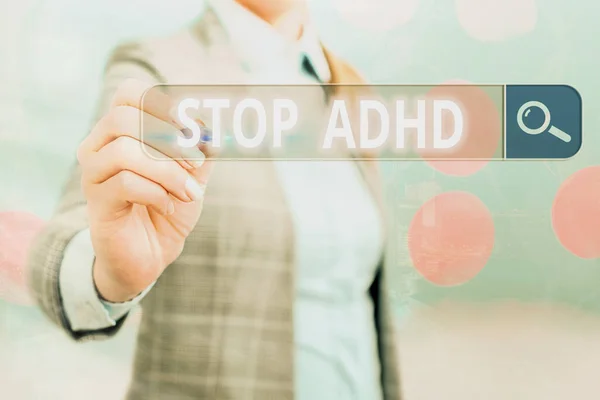 Escrevendo nota mostrando Stop Adhd. Foto de negócios mostrando tratar uma desordem que afeta o cérebro e os comportamentos de uma criança Pesquisa na web informações digitais conexão de rede de tecnologia futurista . — Fotografia de Stock