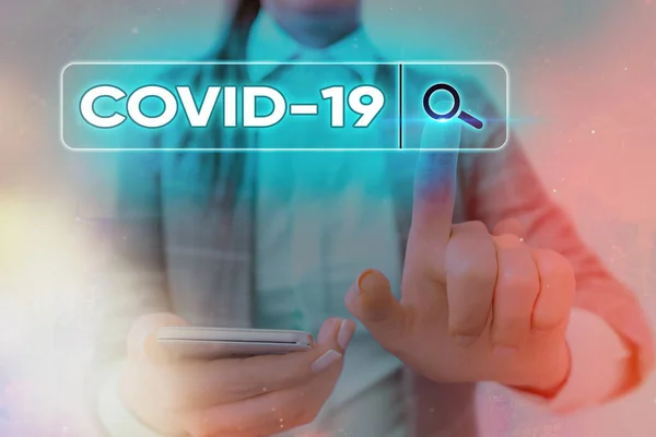 Γραπτό σημείωμα που δείχνει το Covid19. Επιχειρηματική φωτογραφία που παρουσιάζει ήπια έως σοβαρή αναπνευστική νόσο που προκαλείται από μια coronavirus Web αναζήτηση ψηφιακής πληροφορίας φουτουριστική σύνδεση του δικτύου τεχνολογίας. — Φωτογραφία Αρχείου