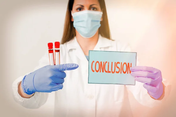 Word writing text Conclusion. Business concept for used at the end of a speech of writing to make final comments Laboratory technician featuring empty sticker paper accessories smartphone. — Stock Photo, Image
