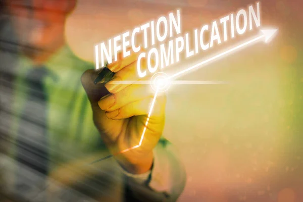 Ordskrivning text Infektion Komplikation. Affärsidé för oönskade reaktioner resulterade från en immunsuppression Pil symbol som går uppåt betecknar punkter som visar betydande prestation. — Stockfoto
