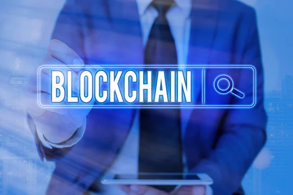 Schreiben Notiz zeigt Blockchain. Business-Foto zeigt ein Programm, in dem eine Datenbank von Bitcoin oder Kryptowährungstransaktionen Web-Suche digitale Informationen futuristische Technologie Netzwerkverbindung. — Stockfoto