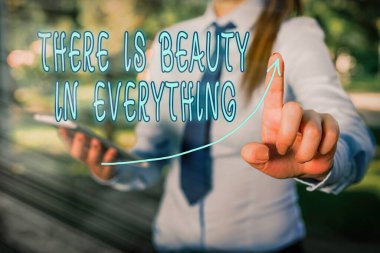 Kavramsal el yazısı her şeyde güzellik olduğunu gösteriyor. Dünyayı gösteren iş fotoğrafı, büyüme kavramını gösteren sonsuz sayısal ok başı eğrisi dizisidir..