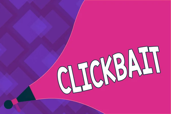 Пишу записку, показывающую Clickbait. Деловая фотография, демонстрирующая основную цель - привлечь внимание к конкретной веб-странице Megaphone speaker Extending the Loudness Sound Intensity and Volume. — стоковое фото