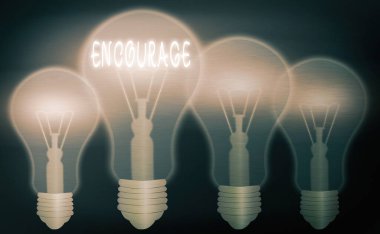 Cesareti gösteren metin işareti. Cesaret, ruh, umut, teşvik etmek için kavramsal fotoğraf, ya da ikna etmek için gerçekçi renkli vintage ampuller, fikir işareti çözüm kavramı.