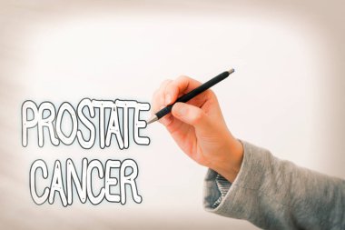 Prostat kanserini gösteren bir mesaj. Erkek üreme sisteminde kanserin kavramsal fotoğraf gelişimi modeli, kalemi promosyon kullanımına hazır tutmanın farklı çekimlerini gösteriyor.