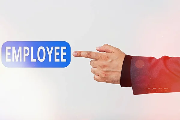직원들을 보여 주는 문자 표지판. 일반적으로 임금 또는 연봉에 대 한 다른 사람에 의해 고용되는 개념 사진 관리 모델 아래 손으로 가리키는 손가락 항해의 성장을 상징하는. — 스톡 사진