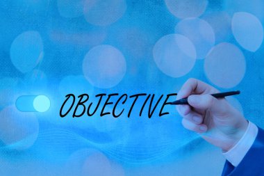 Objektif 'i gösteren mesaj işareti. Bilgi güvenliği uygulama sistemi için algılanan grafik asma kilidi olarak gerçeklerle ya da durumlarla ilgilenen kavramsal fotoğraf.