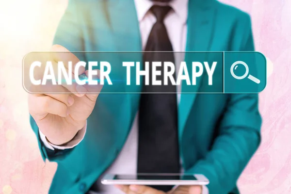 Word writing text Krebstherapie. Geschäftskonzept für die Behandlung von Krebs bei einem Patienten oft mit Chemotherapie Web-Suche digitale Informationen futuristische Technologie Netzwerkverbindung. — Stockfoto