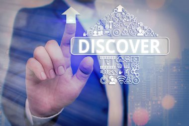 El yazısı metni Discover. Anlamı, hayatınız boyunca ilk kez görme ya da bilgi edinme dijital teknoloji ağı bağlantı bilgi ögeleri simgesi.