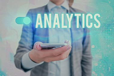 Analitik 'i gösteren metin işareti. Gelirlerin, kârların, kayıpların mantıksal analizinin kavramsal fotoğraf metodu. Web veri bilgi güvenlik uygulama sistemi için grafikler asma kilit.