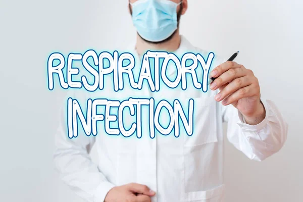 Nota di scrittura che mostra l'infezione respiratoria. Foto aziendale che mostra qualsiasi malattia infettiva che colpisce direttamente il normale respiratore Tecnico di laboratorio Dotato di carta autoadesiva Smartphone. — Foto Stock