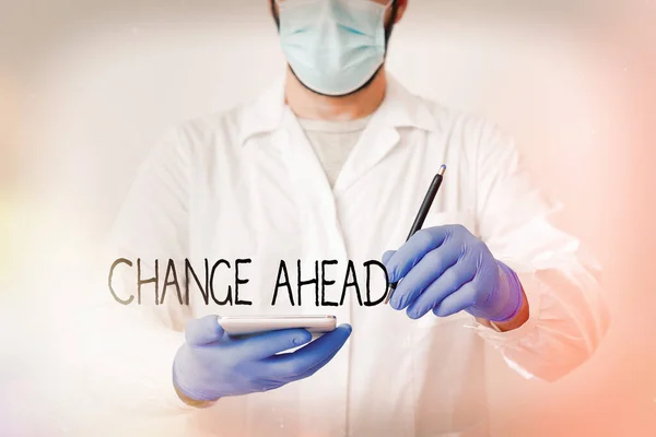 Signo de texto que muestra Change Ahead. Foto conceptual para reemplazar o intercambiar por otro Conviértete en diferente Técnico de Laboratorio Con Pegatina Vacía Accesorios de Papel Smartphone. — Foto de Stock