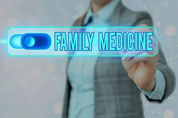 A családi orvoslást bemutató levél. Üzleti fotó bemutató átfogó egészségügyi ellátás az egyén és a család Grafikai lakat a webes adatbiztonsági alkalmazás rendszer. — Stock Fotó