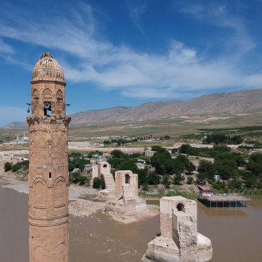 Hasankeyf, Batman, Türkiye içinde minare.