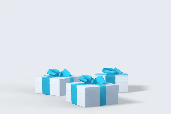 2018 κουτιά δώρων Χριστουγέννων Πρωτοχρονιάς λευκό με μπλε τόξα κορδέλες που απομονώνονται σε λευκό φόντο. 3D απεικόνιση με copyspace για το κείμενο — Φωτογραφία Αρχείου