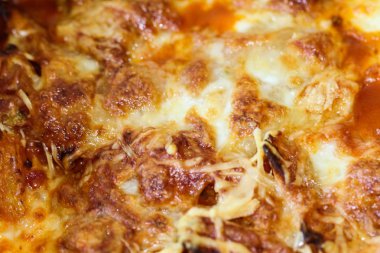 erimiş eski hollanda peyniri ve mozzarella makro