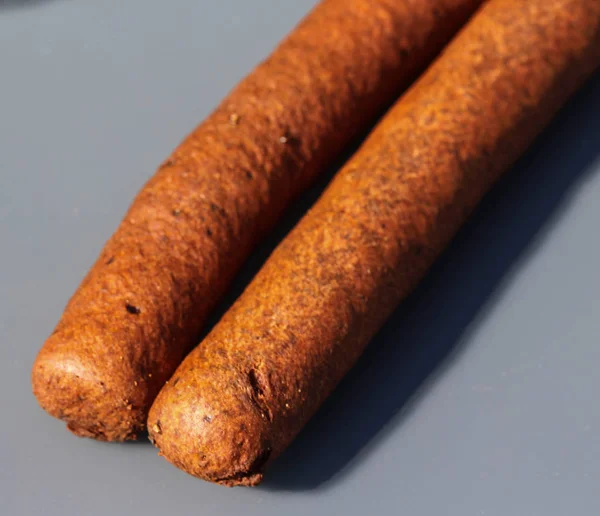 Frikandel, tradycyjnej holenderskiej przekąskę, rodzaj mięsa mielonego Hot Dog — Zdjęcie stockowe