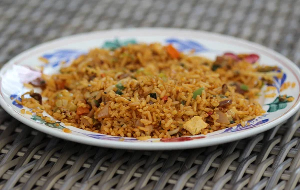 Plate with Indonesian Nasi goreng — Stock Photo, Image