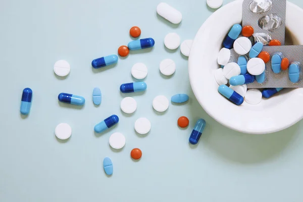 Farmaceutici Antibiotici Pillole Medicina Pillole Antibatteriche Colorate Medicina Pillola Capsula — Foto Stock