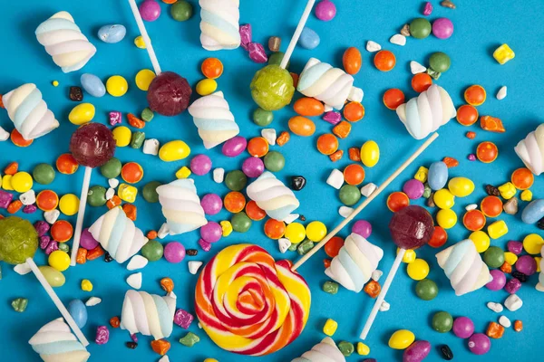 Kleurrijke Lolly Verschillende Gekleurde Ronde Snoep Bovenaanzicht — Stockfoto