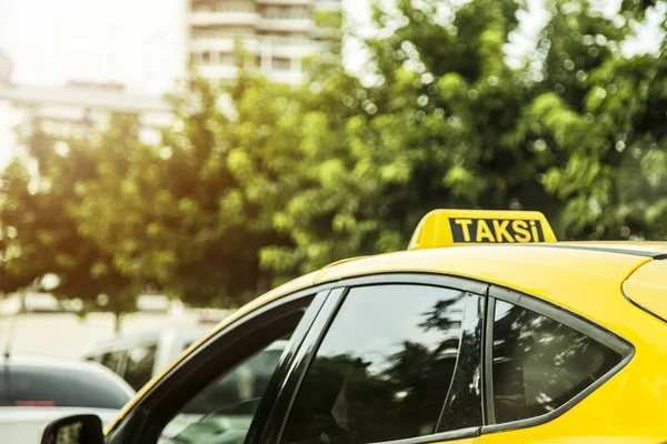 Żółta Taksówka Mieście — Zdjęcie stockowe