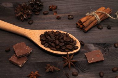 kahve tarçın ve anason