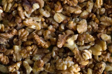 kahverengi taze soyulmuş ceviz. ceviz arka plan