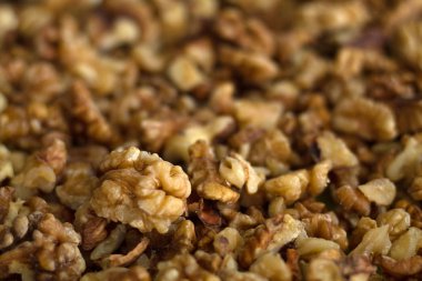 kahverengi taze soyulmuş ceviz. ceviz arka plan